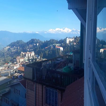 دارجيلنغ Hotel Golden Potala, Darjeeling المظهر الخارجي الصورة